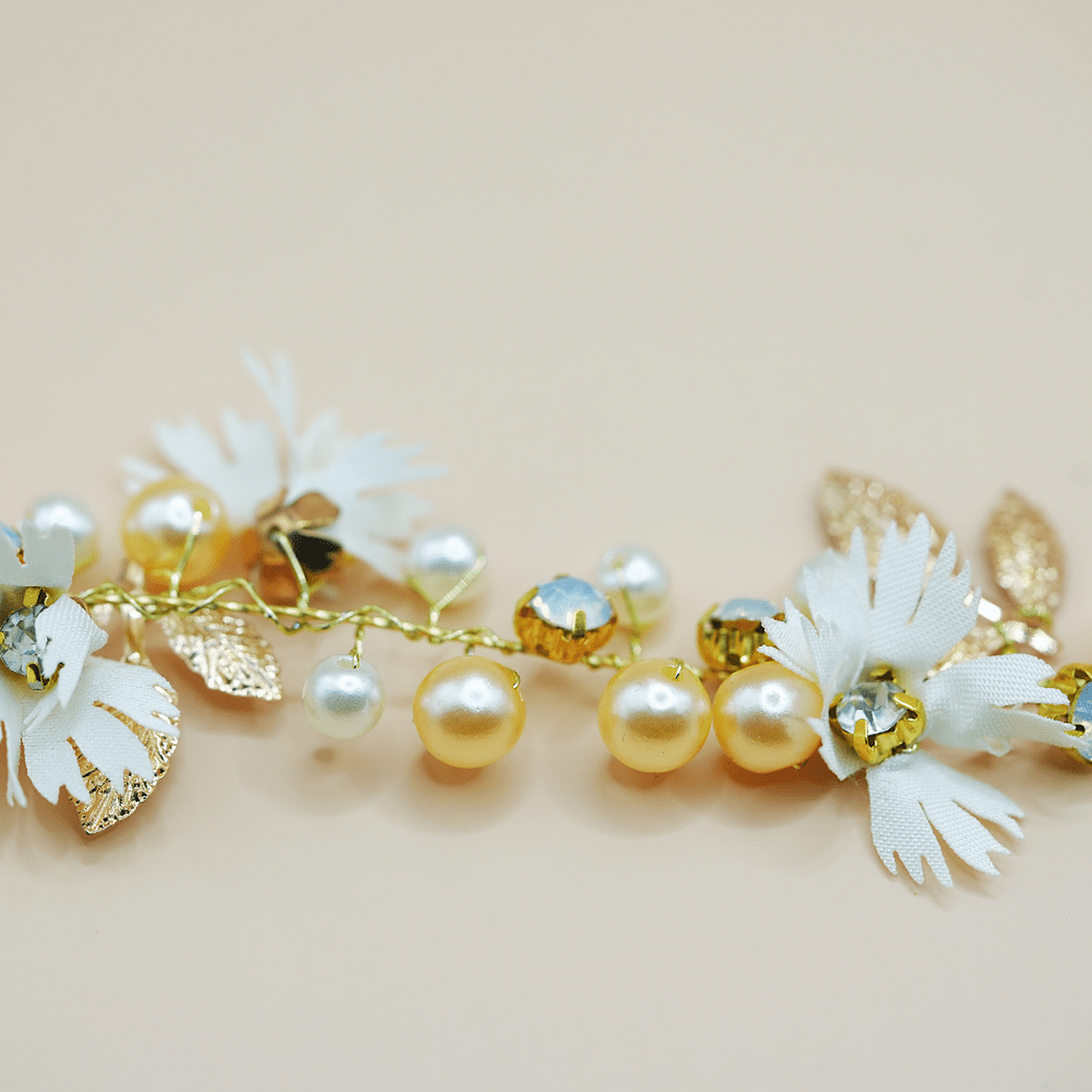 by JoAnn Haarschmuck Haarkranz mit Boho Blüten