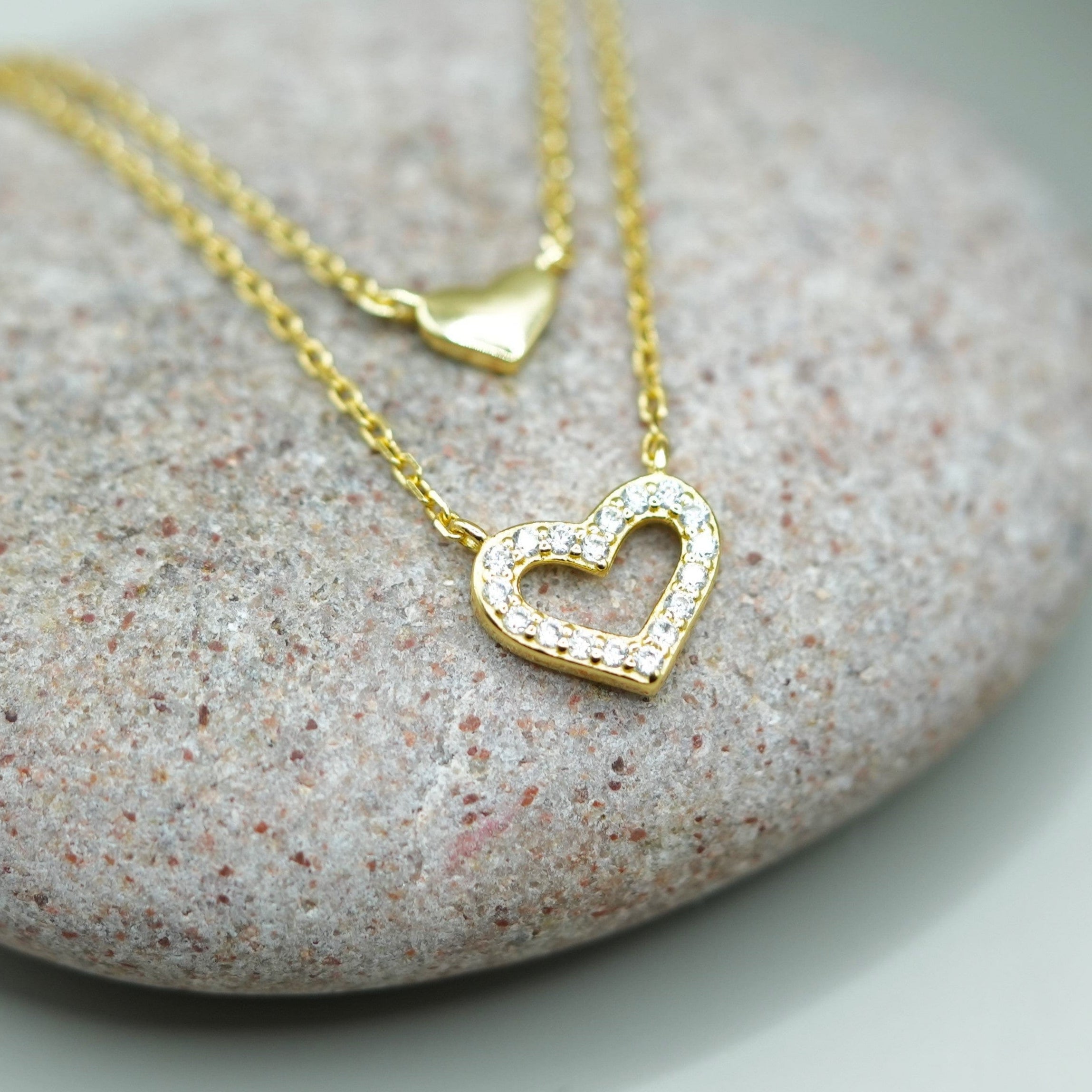 by JoAnn Halsketten Halskette im Layer Design mit Herzanhängern