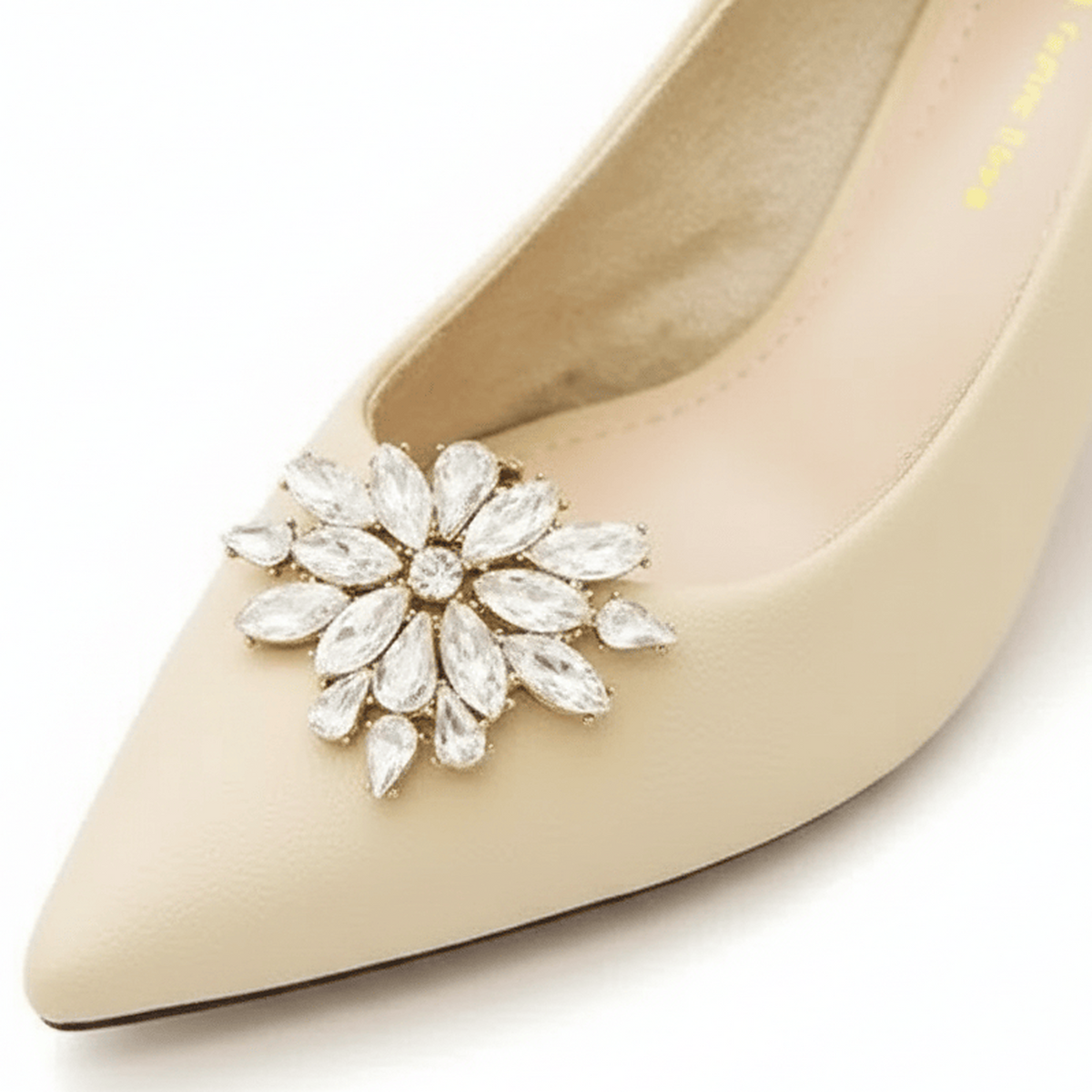 by JoAnn Schuhclip Schuhclips Kristall „Snowflake" – Funkelnder Glamour für jeden Schuh