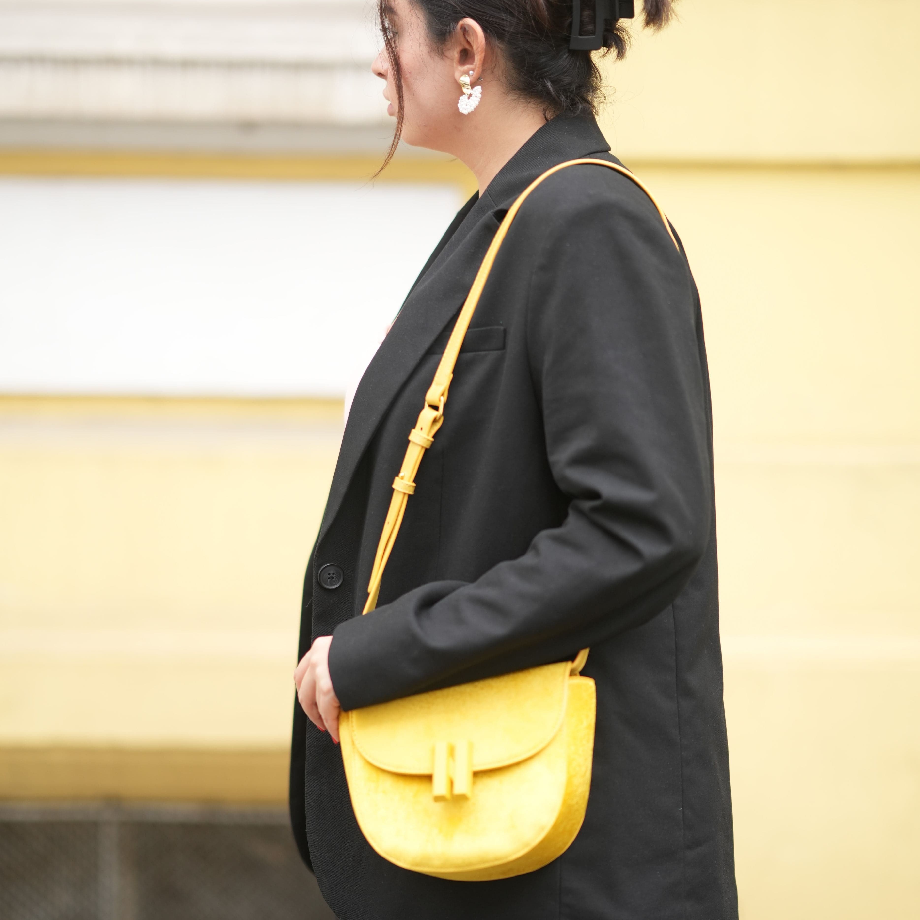 Nalí Clutch Handtasche Crossbody in Gelb