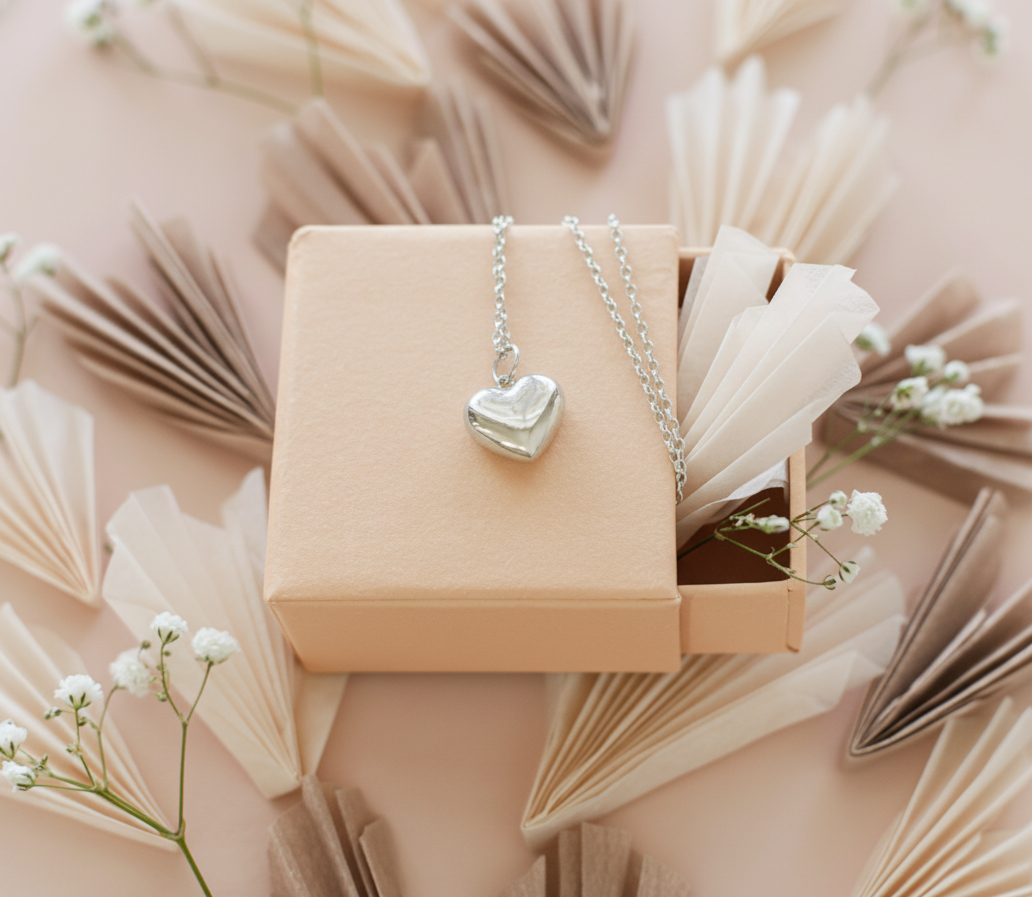 Schmuck für die Partnerin zum Geburtstag: Die schönsten Ideen