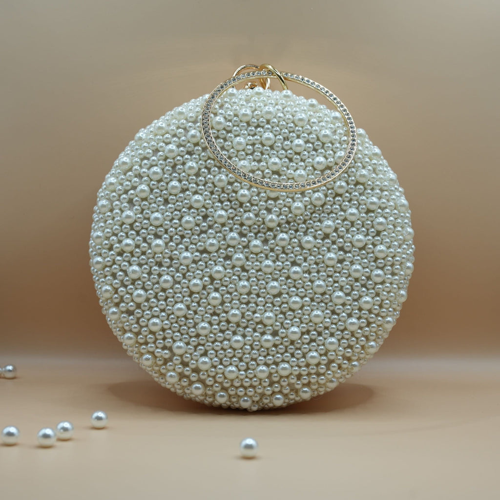 by JoAnn Clutch Handtasche mit champagnerfarbenen Perlen