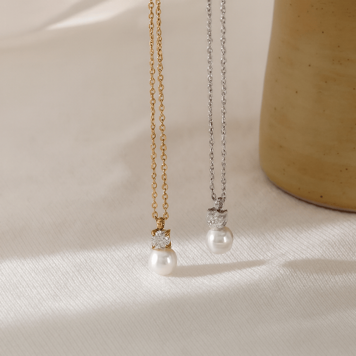 by JoAnn Halsketten Halskette Perle und Zirkonia in Silber und Gold