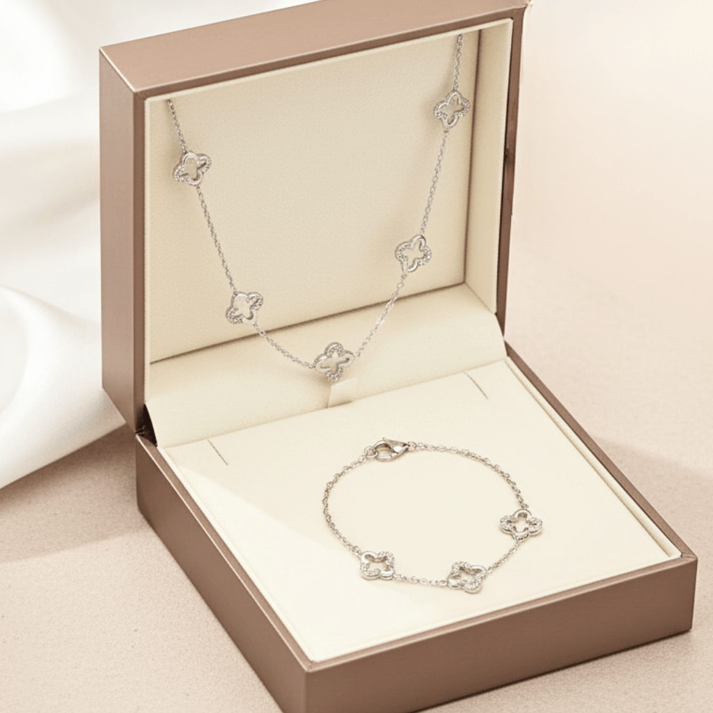 by JoAnn Schmuckset Schmuckset Kleeblätter – Halskette & Armband mit funkelnden Zirkonia