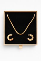 by JoAnn Schmuckset Schmuckset modern Flow Gold