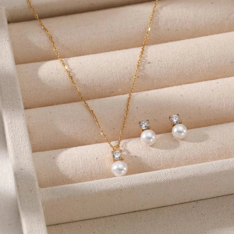 by JoAnn Schmuckset Schmuckset Perlen und Zirkonia in Silber und Gold