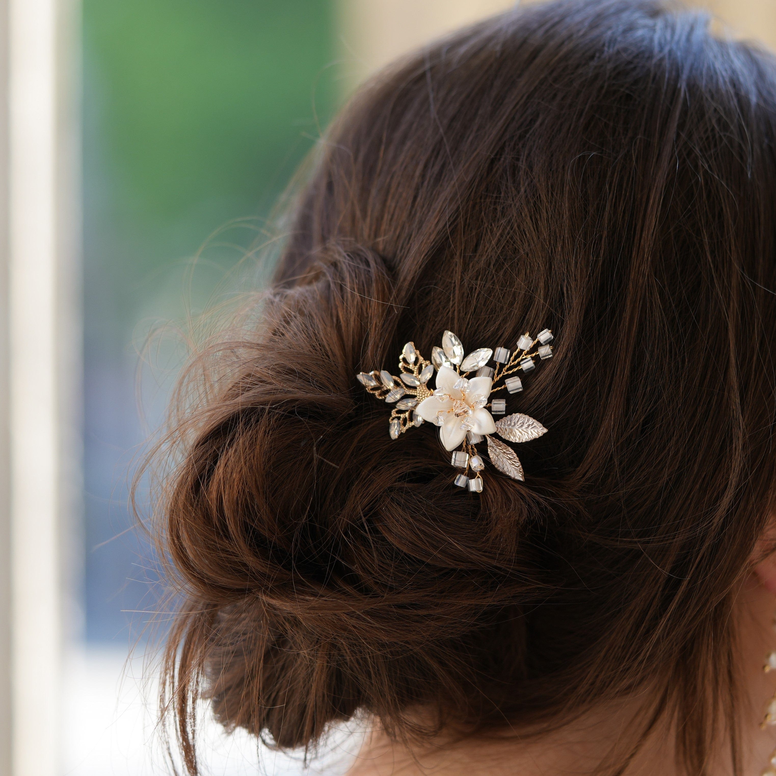 Eisenhardt Company Haarschmuck Haarnadel mit Blüte in silber/weiss
