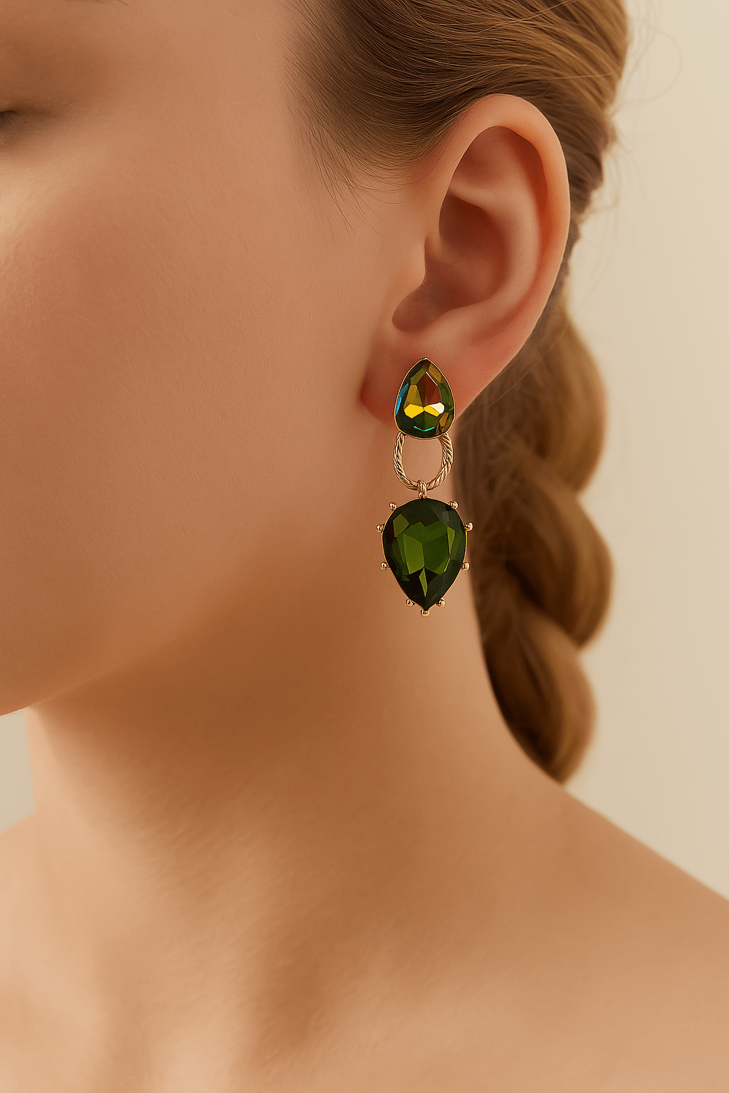 Nalí Ohrringe Ohrringe mit grünen Glassteinen